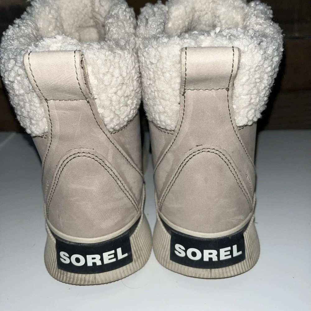 Sorel Women's Out N About‎ IV Chillz Waterproof Boots Omega Taupe, Black 8
